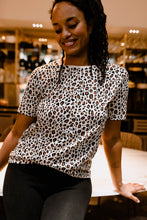 Laden Sie das Bild in den Galerie-Viewer, Le Graou amningst-shirt