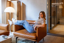 Laden Sie das Bild in den Galerie-Viewer, Geometrisk amningst-shirt