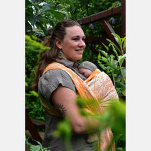 Ladda upp bild till gallerivisning, Yaro vävd sjal - Flowersnake Duo Honey Orange Tencel - 70% bomull, 30% tencel