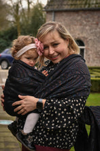 Load image into Gallery viewer, Yaro vävd sjal - Dandy Duo Black Laser Tencel Seacell - 55% bomull, 35% tencel, 10% seacell