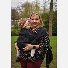 Load image into Gallery viewer, Yaro vävd sjal - Dandy Duo Black Laser Tencel Seacell - 55% bomull, 35% tencel, 10% seacell