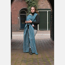 Load image into Gallery viewer, Yaro vävd sjal - Dandy Duo Petrol Grey Silk Kapok - 55% bomull, 30% silke, 15% kapok - Utförsäljning!