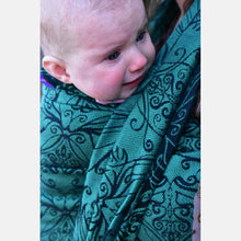 Ladda upp bild till gallerivisning, Yaro ringsjal - Elvish Duo Black Blue-Green Wool Tencel - 50% bomull, 30% merinoull, 20% tencel