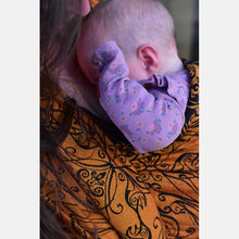 Ladda upp bild till gallerivisning, Yaro vävd sjal - Elvish Duo Black Orange Wool Tencell - 50% bomull, 30% merinoull, 20% tencel