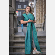 Laden Sie das Bild in den Galerie-Viewer, Yaro vävd sjal - Elvish Duo Green Petrol Tencel Seacell - 65% bomull, 25% tencel, 10% seacell - Utförsäljning!