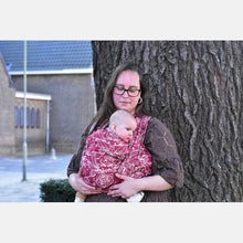 Laden Sie das Bild in den Galerie-Viewer, Yaro vävd sjal - Elvish Duo Red Wool Blend - 60% bomull, 30% merinoull, 5% kashmir, 5% silke