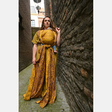 Laden Sie das Bild in den Galerie-Viewer, Yaro vävd sjal - Elvish Duo Yellow Purple Tencel Seacell - 55% bomull, 30% tencel, 15% seacell - Utförsäljning!