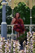 Laden Sie das Bild in den Galerie-Viewer, Yaro vävd sjal - Oasis Duo Black Pink Bronze - 100% bomull