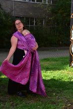 Laden Sie das Bild in den Galerie-Viewer, Yaro vävd sjal - Oasis Puffy Lilac Fuchsia Blue - 100% bomull