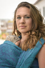 Laden Sie das Bild in den Galerie-Viewer, Yaro vävd sjal - Rococo Petrol Violet Linen - 60% bomull, 40% linne - Utförsäljning!