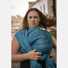 Laden Sie das Bild in den Galerie-Viewer, Yaro vävd sjal - Rococo Petrol Violet Linen - 60% bomull, 40% linne - Utförsäljning!