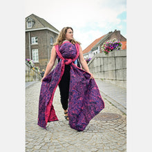 Load image into Gallery viewer, Yaro vävd sjal - Runes Trinity Fuchsia Navy Paper Kapok - 60% bomull, 25% papper, 15% kapok - Utförsäljning!