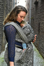 Laden Sie das Bild in den Galerie-Viewer, Yaro vävd sjal - Terra Duo Grey Black Wool Bouclel - 70% bomull, 25% merinoull, 5% polyamid