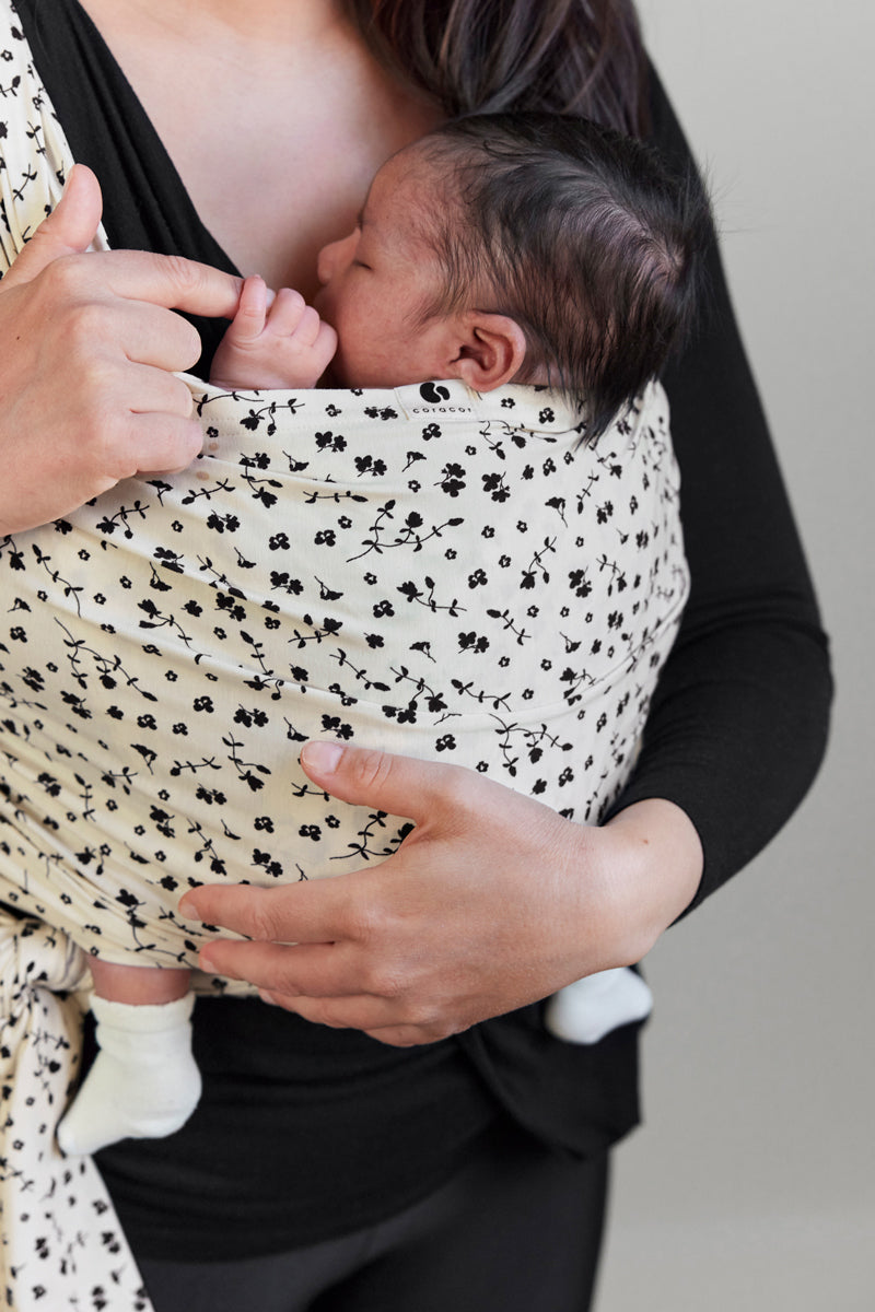 Coracor Meadow Flower Black Stretchy wrap