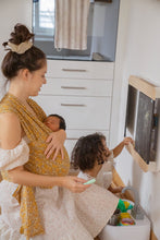 Laden Sie das Bild in den Galerie-Viewer, Coracor Tinyflower Honey trikåsjal