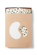 Laden Sie das Bild in den Galerie-Viewer, Coracor Meadow Flower Black trikåsjal