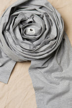 Ladda upp bild till gallerivisning, Coracor Grey Melange trikåsjal