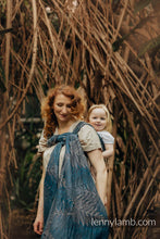 Laden Sie das Bild in den Galerie-Viewer, Lenny Lamb Woven Baby Wrap/Vävd sjal - RAINFOREST - NOCTURNAL - 54% bomull, 46% Tencel™