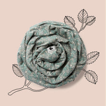 Ladda upp bild till gallerivisning, Coracor Tinyflower Green trikåsjal