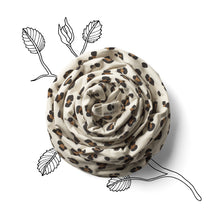 Ladda upp bild till gallerivisning, Coracor Leo Off-White trikåsjal