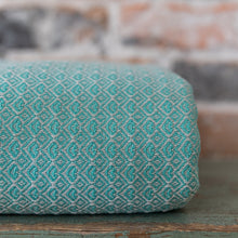 Ladda upp bild till gallerivisning, Vanamo Woven Wrap/Vävd sjal - Lempi Sade - 100% bomull