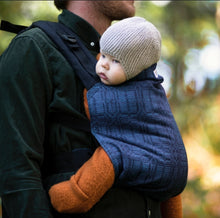 Ladda upp bild till gallerivisning, Wompat LITE Baby Carrier - Kide Merimies - 100% ekologisk bomull
