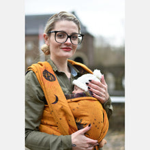 Laden Sie das Bild in den Galerie-Viewer, Yaro vävd sjal - Celeste Duo Black Multi Towel Seacell - 55% bomull, 20% viskos, 15% seacell, 10% modal