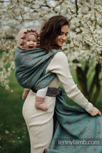 Laden Sie das Bild in den Galerie-Viewer, Lenny Lamb Woven Baby Wrap/Vävd sjal - LOTUS - SEEDPOD - 61% bomull, 39% tussah silke
