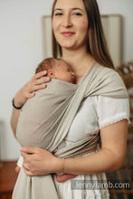 Laden Sie das Bild in den Galerie-Viewer, Lenny Lamb Baby Sling/Vävd sjal för prematur - ALMOND - 100% bomull
