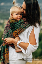 Laden Sie das Bild in den Galerie-Viewer, Lenny Lamb Woven Baby Wrap/Vävd sjal - RAINFOREST - DIVERSE - 100% bomull
