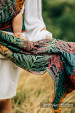 Laden Sie das Bild in den Galerie-Viewer, Lenny Lamb Woven Baby Wrap/Vävd sjal - RAINFOREST - DIVERSE - 100% bomull

