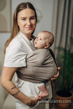 Laden Sie das Bild in den Galerie-Viewer, Lenny Lamb Ringsjal - LITTLE HERRINGBONE BABY CAFFE LATTE - 100% bomull
