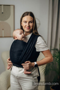 Lenny Lamb Gewebtes Babytragetuch – LITTLE HERRINGBONE BLACK EBONY – 100 % Baumwolle