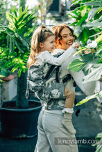 Laden Sie das Bild in den Galerie-Viewer, LennyPreschool Carrier - BIRDY - WHITE NOISE - 68% Baumwolle, 16% Leinen, 16% Modal
