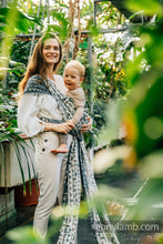 Laden Sie das Bild in den Galerie-Viewer, Lenny Lamb Woven Baby Tragetuch – EAGLE ROCKS - HIKE – 77 % Baumwolle, 23 % Lyocell

