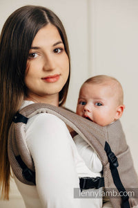 LennyLight Carrier - LITTLE HERRINGBONE BABY CAFFE LATTE - 100% bomull