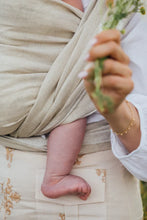 Ladda upp bild till gallerivisning, Lenny Lamb Woven Baby Wrap/Vävd sjal - ARROW - WHISPER - 100% linne
