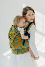 Ladda upp bild till gallerivisning, LennyPreschool Carrier - RETRO'N'ROSES - ROSARIUM - 100% bomull
