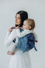 Laden Sie das Bild in den Galerie-Viewer, Onbuhimo PRO Carrier - ENCHANTED NOOK - FAIRY - 100% Baumwolle
