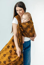 Laden Sie das Bild in den Galerie-Viewer, Lenny Lamb Woven Baby Tragetuch – CAPYBARAS - TRIBU – 100% Baumwolle
