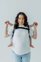 Load image into Gallery viewer, Onbuhimo PRO Carrier - LITTLE LOVE - MUNA - 54% silk, 46% cotton
