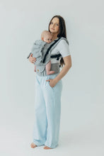 Laden Sie das Bild in den Galerie-Viewer, LennyUpGrade PRO LITTLE LOVE - MUNA - 54% silk, 46% Baumwolle
