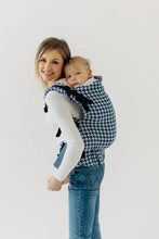 Laden Sie das Bild in den Galerie-Viewer, LennyPreschool Carrier - PATA DE GALLO - PUZZLE - 40% bomull, 40% merinoull, 13% silke, 7% kashmir
