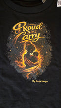 Load image into Gallery viewer, Oversized croppad T-shirt med tryck "Proud to Carry - mamma med bebis/stjärnhimmel"
