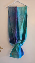 Load image into Gallery viewer, Lenny Lamb Ringsjal - PEACOCK'S TAIL - FANTASY - 100% bomull - Begagnad
