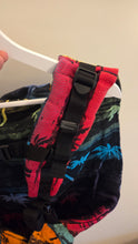 Laden Sie das Bild in den Galerie-Viewer, Lenny Buckle Onbuhimo Carrier - RAINBOW SAFARI - 100% bomull - Preschool - Prototyp
