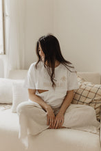 Laden Sie das Bild in den Galerie-Viewer, Miamilk amningst-shirt
