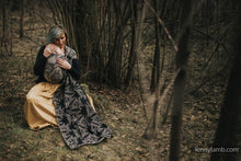 Load image into Gallery viewer, Ring sling - QUEEN OFTHENIGHT - PAMINA - 65% cotton, 35% silk
