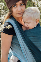 Laden Sie das Bild in den Galerie-Viewer, Lenny Lamb Woven Baby Tragetuch – LITTLE HERRINGBONE OMBRE BEBOP – 100% Baumwolle

