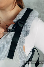 Ladda upp bild till gallerivisning, LennyUpGrade Mesh Carrier - LITTLE HERRINGBONE GREY - 75% Bomull, 25% polyester
